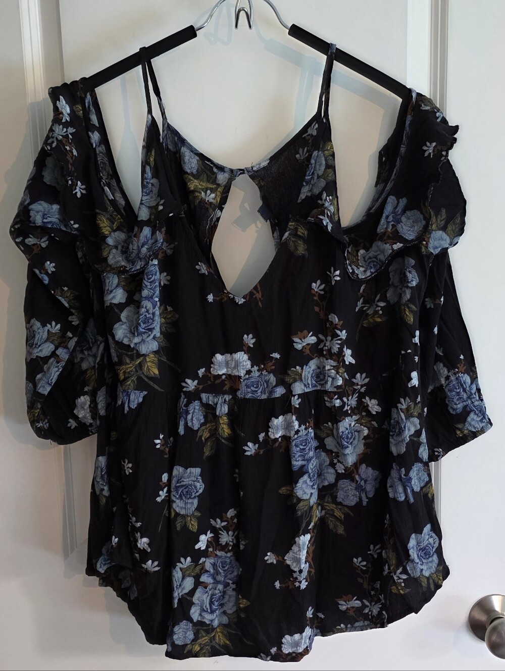 American Eagle Outfitters Black Cold-Shoulder Blouse with Blue Floral